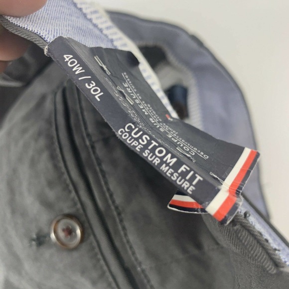 Tommy Hilfiger 40x30 Gray Custom Fit Chino Pants - Picture 7 of 8